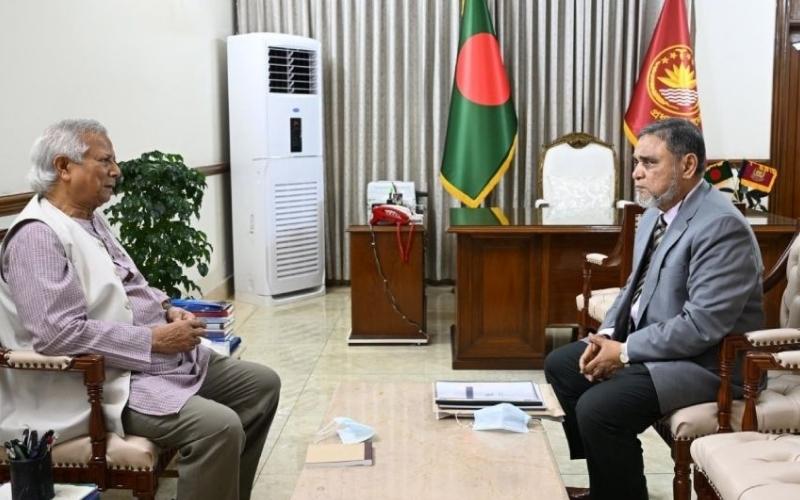 প্রধান উপদেষ্টার সঙ্গে সিইসির সৌজন্য সাক্ষাৎ